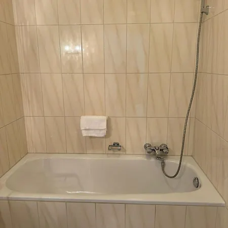 Hotell 't Centrum *